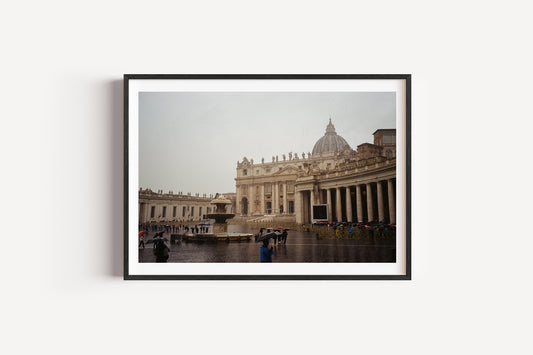 Framed photograph of a famous landmark with people in front